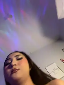 Diannellove online show from February 21, 2026, 7:49 pm