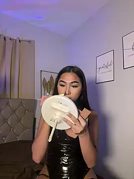 Diannellove online show from February 24, 2026, 5:25 pm