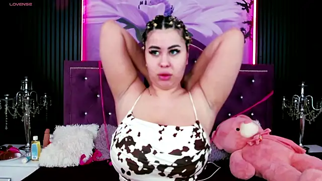 MegaBoobsDeee online show from May 3, 2026, 3:44 am