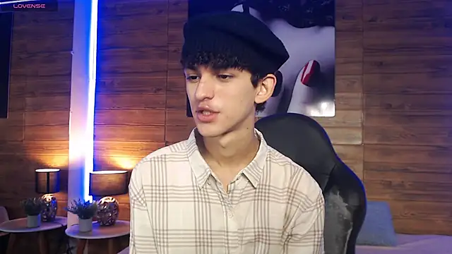 Snapshot of Michaelkoiv chatting on February 28, 2026, 11:32 am Michaelkoiv online show from February 28, 2026, 11:32 am