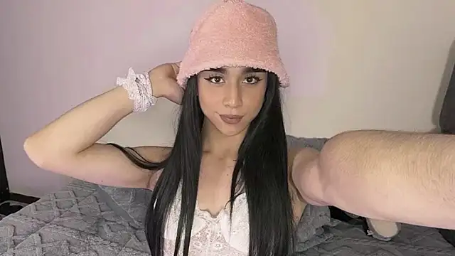 Snapshot of sophiie_gonx chatting on July 24, 2026, 7:26 am sophiie gonx online show from July 24, 2026, 7:26 am