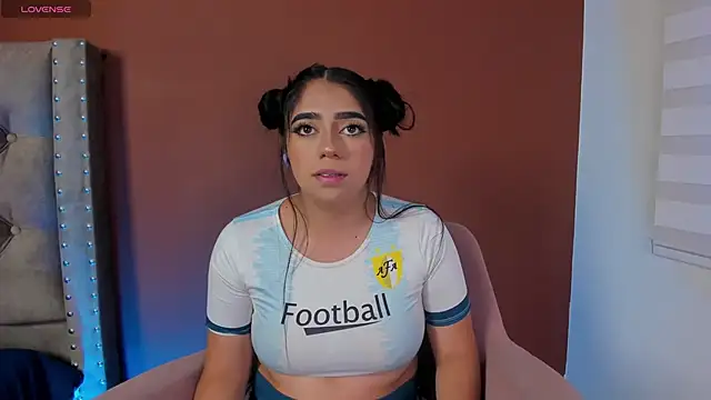 Snapshot of luna_cute__ chatting on March 21, 2026, 8:57 pm luna cute online show from March 21, 2026, 8:57 pm