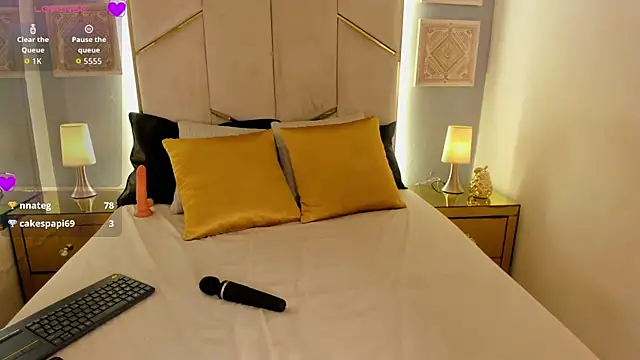 Snapshot of AmberHarpper chatting on February 8, 2026, 11:52 am AmberHarpper online show from February 8, 2026, 11:52 am