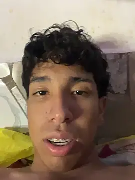 aurora 082 online show from February 5, 2026, 5:03 am