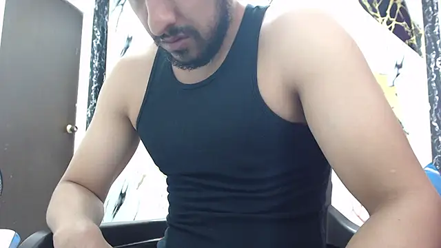 simonm667 online show from June 27, 2026, 8:04 pm