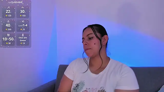 jimena chic1 online show from April 30, 2026, 8:57 pm