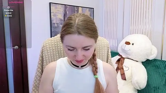 SofiAngela online show from March 9, 2026, 1:09 am