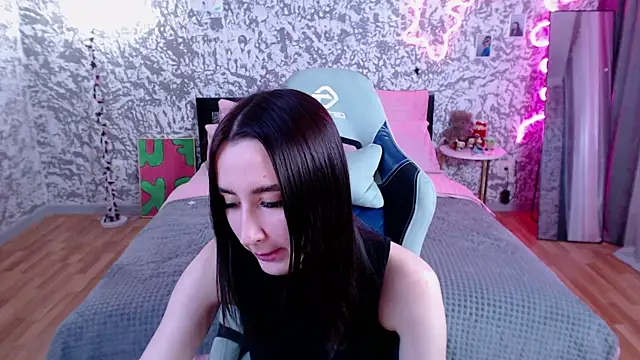 ChelseaFiness online show from November 26, 2025, 3:34 pm