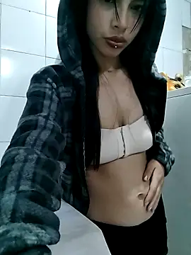 Amarantaa swet online show from December 18, 2025, 5:23 am