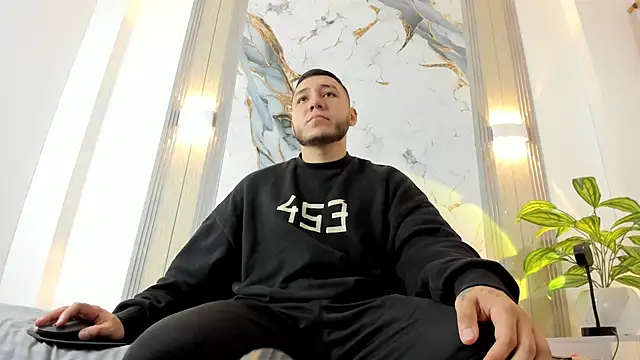 rayder TG online show from February 2, 2026, 2:38 pm