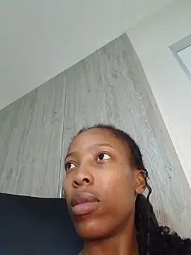 Snapshot of MsParisSmith chatting on March 22, 2026, 11:01 am MsParisSmith online show from March 22, 2026, 11:01 am