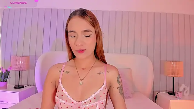 amaia foxx online show from March 13, 2026, 1:05 pm