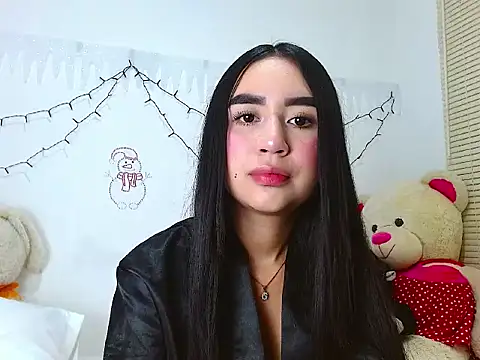 SiennaLorens online show from December 20, 2025, 2:09 pm