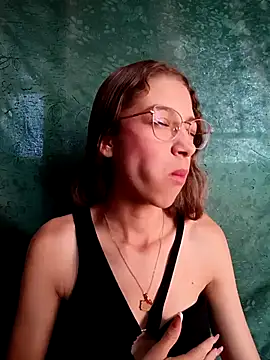 Vanneskk online show from February 5, 2026, 2:02 pm