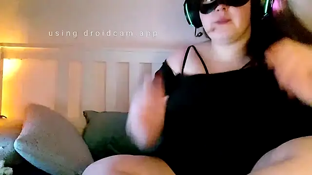 curvy sex girl online show from February 6, 2026, 8:27 pm