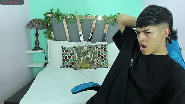 Ethan Jamees online show from March 6, 2026, 3:51 pm