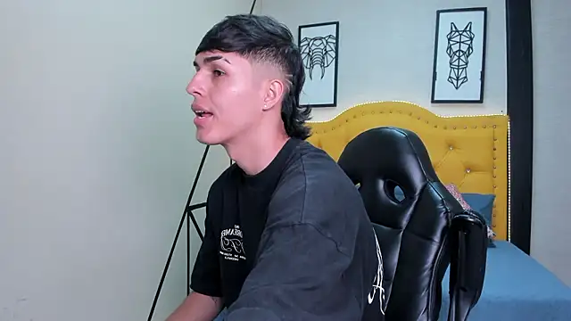 Ethan Jamees online show from February 20, 2026, 7:38 pm