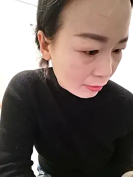 mimi2052 online show from March 17, 2026, 2:25 am