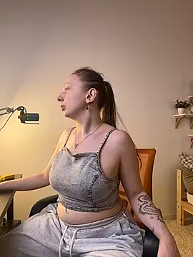 Snapshot of Helga_vibe chatting on March 1, 2026, 1:00 pm Helga vibe online show from March 1, 2026, 1:00 pm