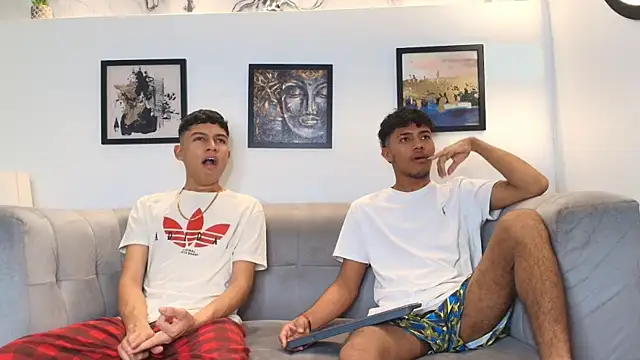 COUPLES BOYS online show from February 14, 2026, 1:39 am