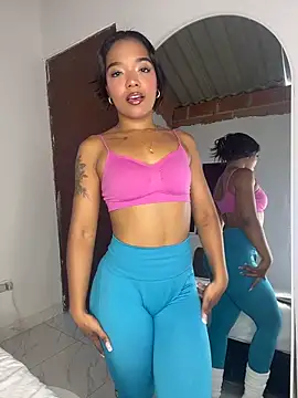 caro ebony online show from December 18, 2025, 8:34 pm