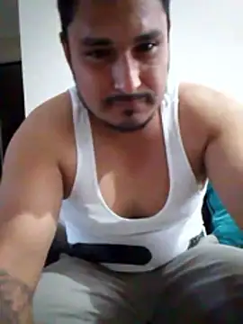 Snapshot of cristian112090 chatting on February 5, 2026, 11:55 pm cristian112090 online show from February 5, 2026, 11:55 pm