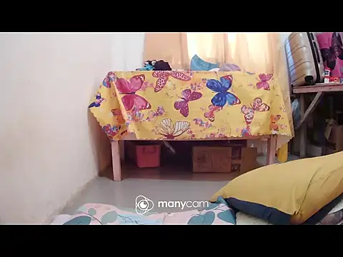 hottiemama69 online show from August 2, 2026, 12:20 am
