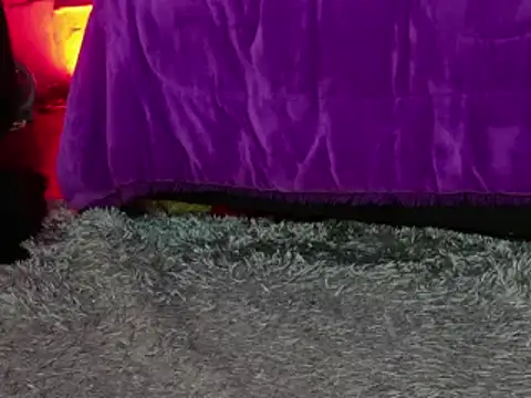 Snapshot of Annavyx chatting on March 8, 2026, 3:32 am Annavyx online show from March 8, 2026, 3:32 am