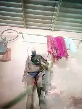 Snapshot of SassyDiy chatting on February 25, 2026, 2:06 pm SassyDiy online show from February 25, 2026, 2:06 pm