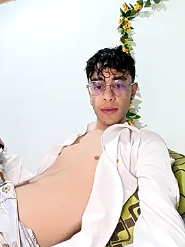 2 milo verus 4 online show from January 5, 2026, 9:18 pm