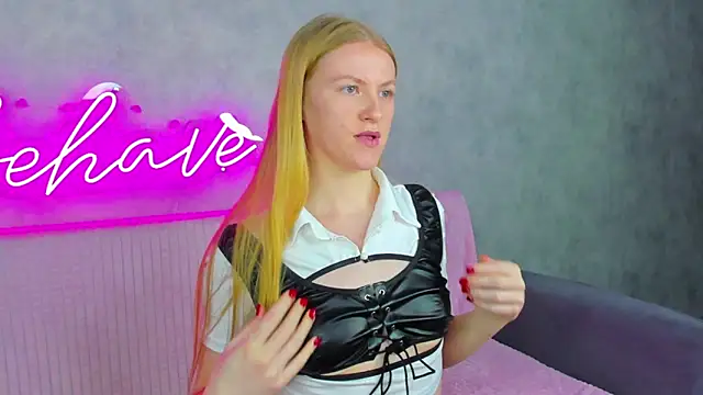 Alicia Hars online show from February 25, 2026, 11:37 pm