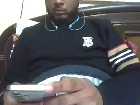 cuteplayboy22  online show from January 18, 2026, 4:21 pm