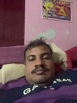 Saxymood1111 online show from February 11, 2026, 4:40 pm