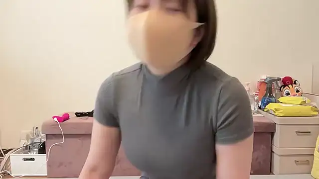 Soratan1218 online show from December 5, 2025, 3:27 am