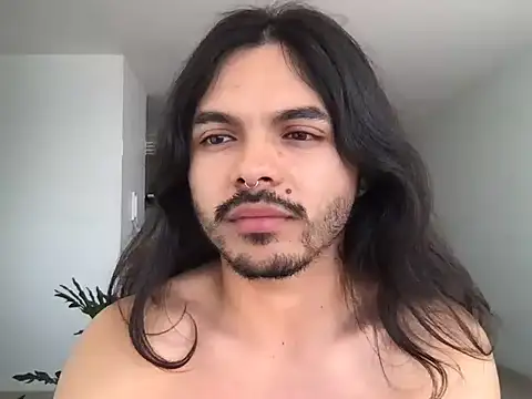 Lukathin online show from December 2, 2025, 1:57 pm