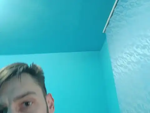 bigcockbignose online show from December 15, 2025, 12:05 am