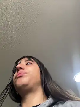 Mia fiire online show from March 20, 2026, 1:01 pm