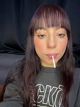 Mia fiire online show from June 10, 2026, 3:19 am