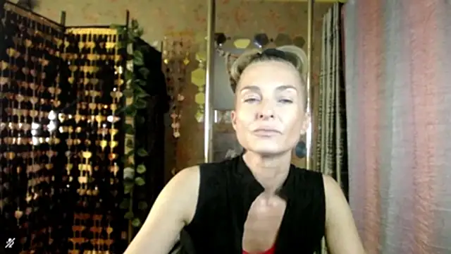 Soniakiss online show from July 29, 2026, 1:43 pm