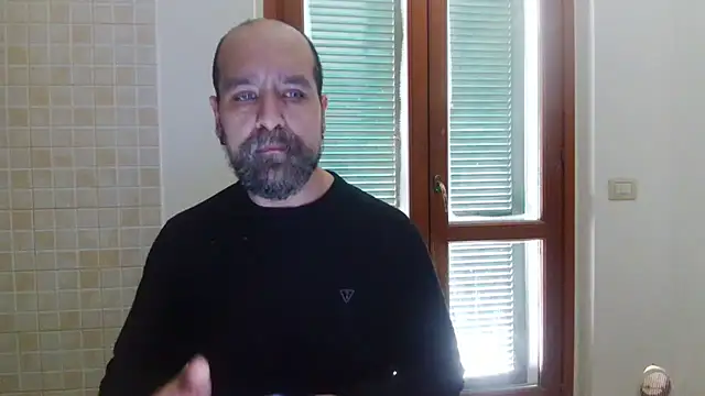 AMIRDIB2025 online show from May 4, 2026, 11:02 am