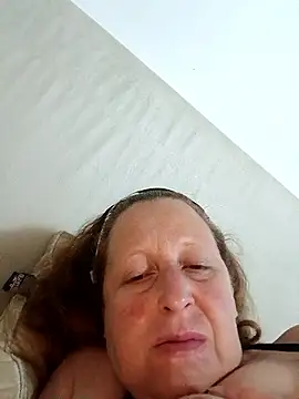 Snapshot of nikiarg chatting on December 21, 2025, 5:20 am nikiarg online show from December 21, 2025, 5:20 am