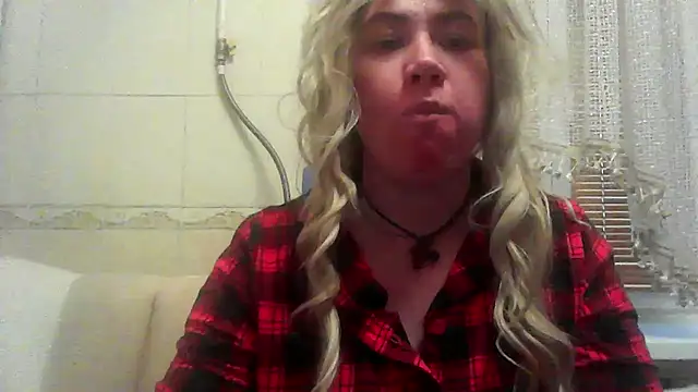 ClaireShannon online show from December 20, 2025, 12:41 pm