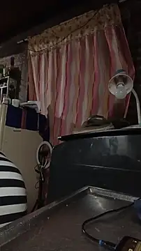 ChanneldelaCroix online show from March 5, 2026, 1:02 am