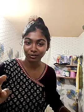 Snapshot of Cute_diya023 chatting on July 3, 2026, 7:26 am Cute diya023 online show from July 3, 2026, 7:26 am