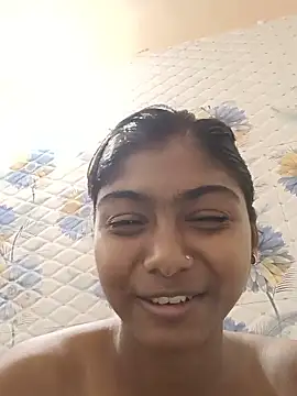 Snapshot of Cute_diya023 chatting on July 1, 2026, 5:41 am Cute diya023 online show from July 1, 2026, 5:41 am