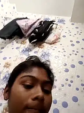 Snapshot of Cute_diya023 chatting on June 16, 2026, 7:19 am Cute diya023 online show from June 16, 2026, 7:19 am