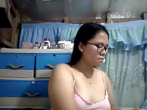 xxdreamgirl69 online show from June 16, 2026, 10:21 pm