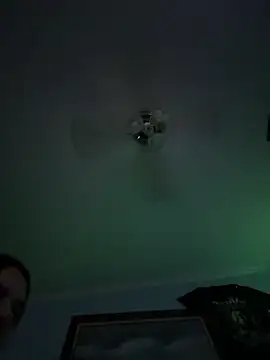 Snapshot of OfficalTHROATGOATx chatting on November 28, 2025, 10:04 am OfficalTHROATGOATx online show from November 28, 2025, 10:04 am