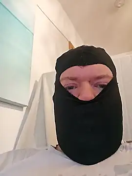 Flutsch online show from December 2, 2025, 9:11 am