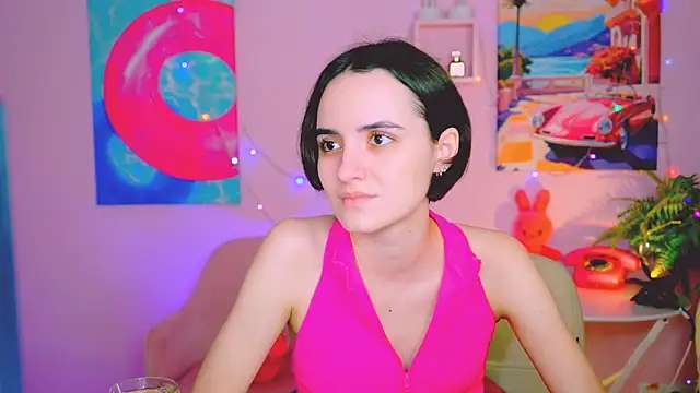 KateWillows online show from January 19, 2026, 3:54 am